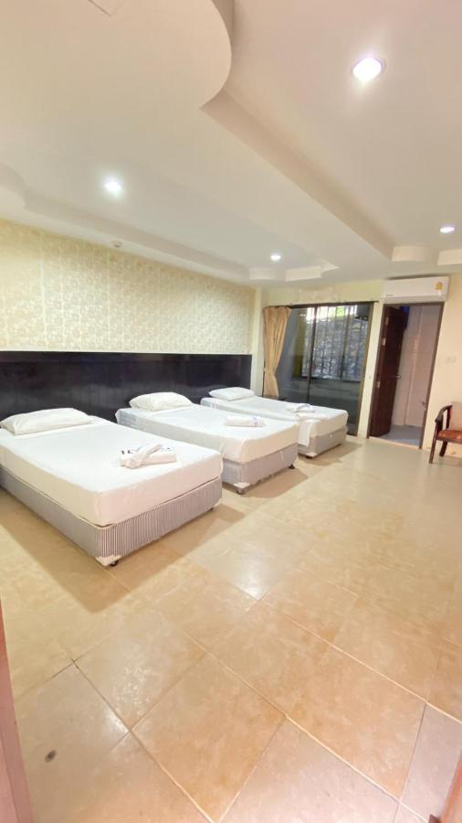 Hill Side Patong Hotel エクステリア 写真