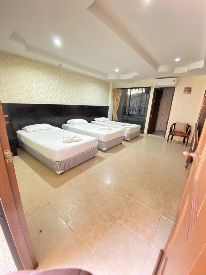 Hill Side Patong Hotel エクステリア 写真
