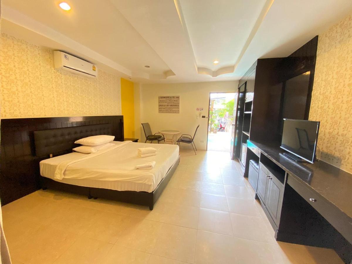 Hill Side Patong Hotel エクステリア 写真
