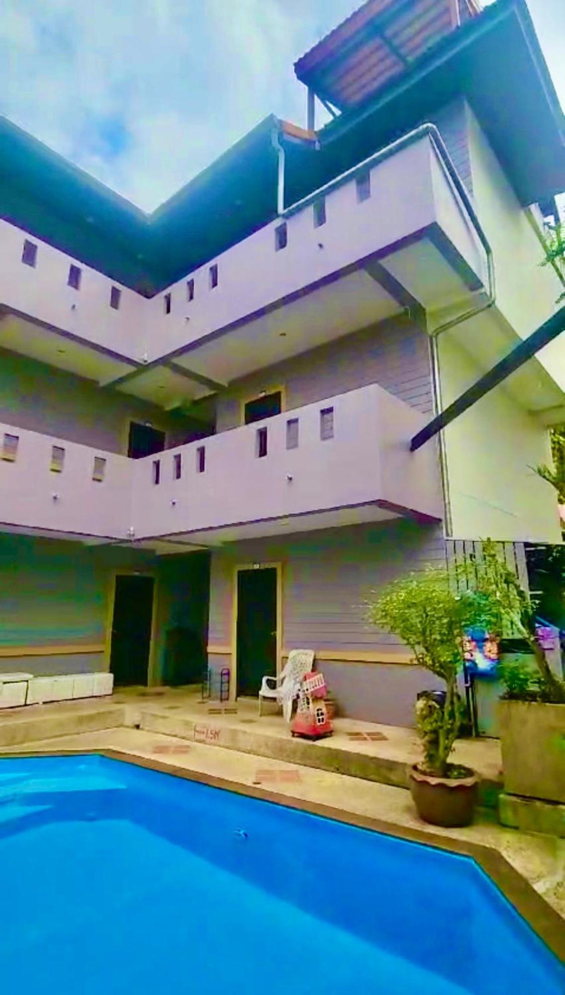 Hill Side Patong Hotel エクステリア 写真